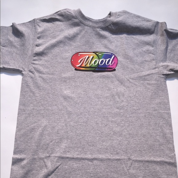 Gay pride shirt - Picture 3 of 3